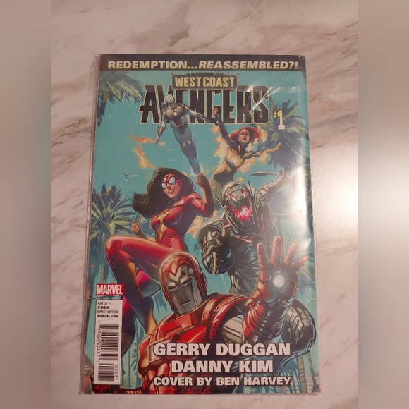 Marvel Spider-Man Comic with Red and Blue Cover PREVIEW - Picture 3 of 3